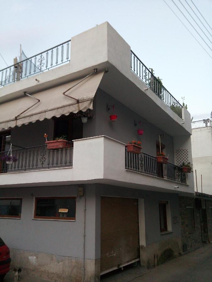 La.Ki House Lägenhet Kavala Exteriör bild